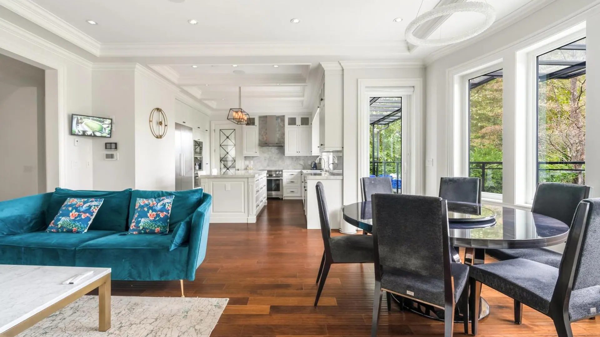Experience Comfort Convenience Shared House Vancouver Canada