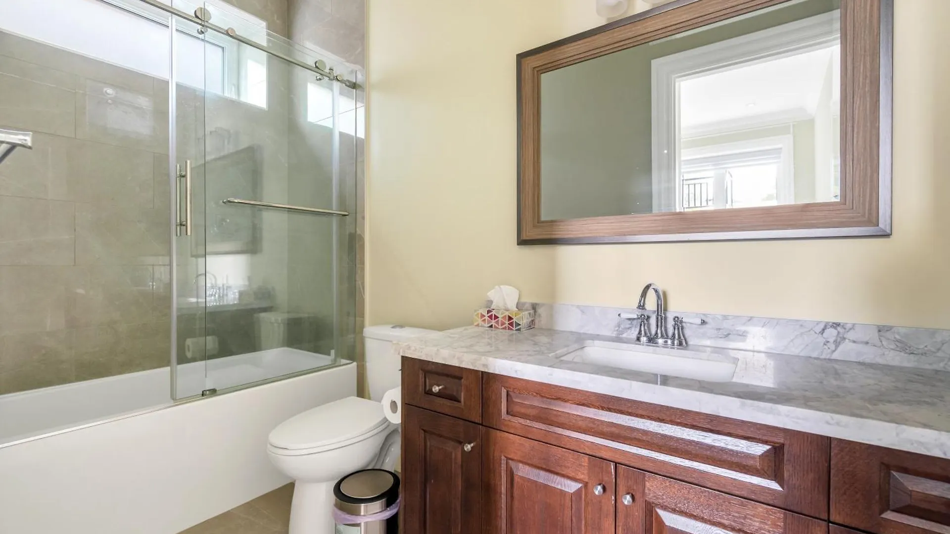 Experience Comfort Convenience Shared House Vancouver