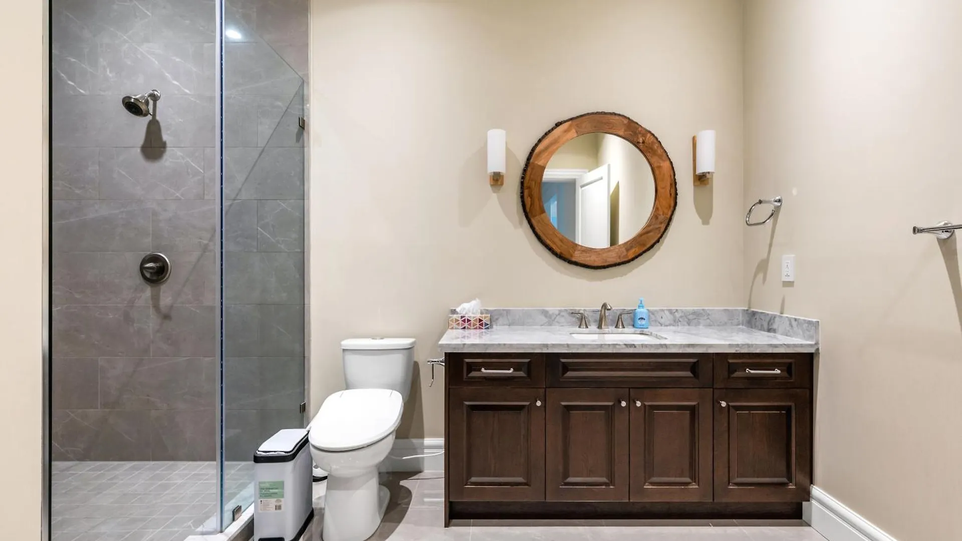 Experience Comfort Convenience Shared House Vancouver